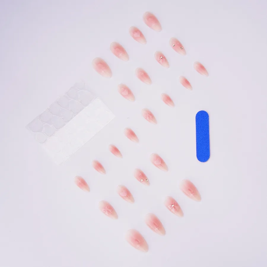 Pink Wearable Nails for Valentine&rsquo;s Day with Bow and Heart Patterns Cool Sweet Star Shiny Transparent Solid French