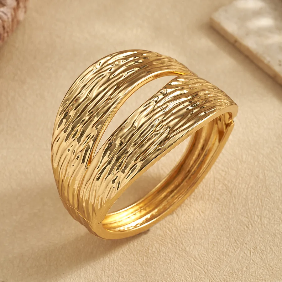 Alloy Irregular Striped Openable Bracelet Geometric Casual Daily Dating